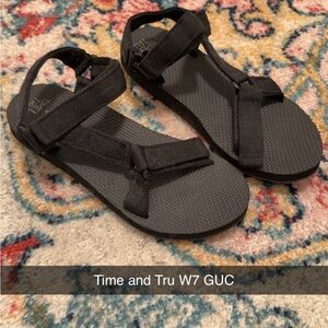 Time and Tru Black Adjustable Sandals
